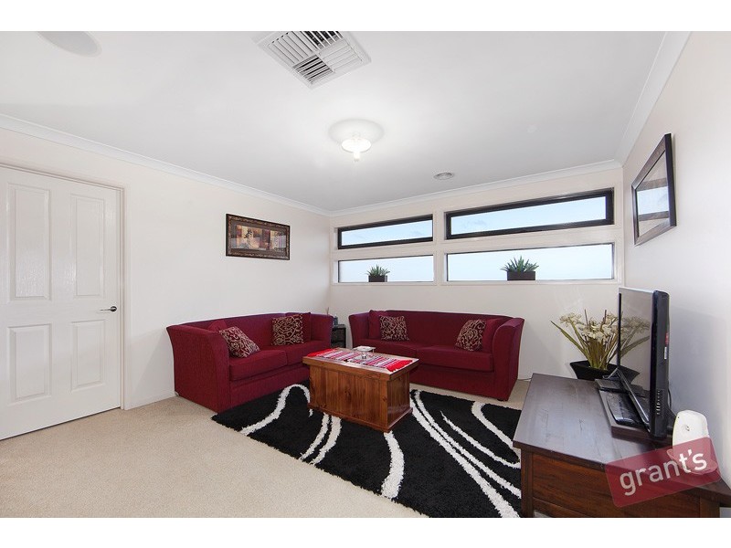 21 Braybrook Drive, Narre Warren South VIC 3805