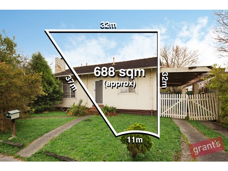 5 Page Court, Dandenong North VIC 3175