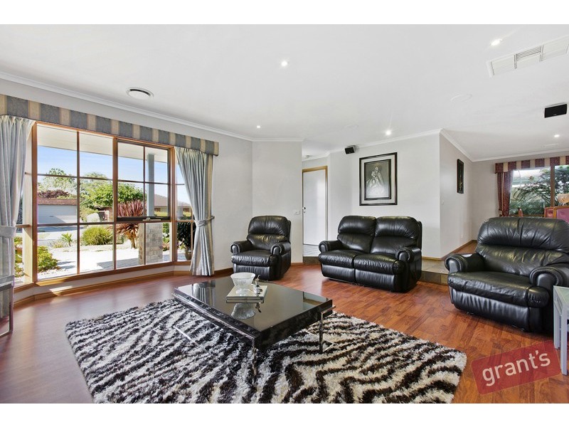 44 Tarcoola Drive, Narre Warren VIC 3805