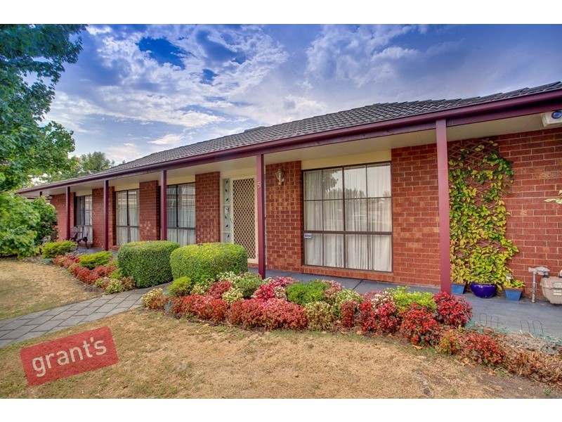 5 Topaz Place, Narre Warren VIC 3805