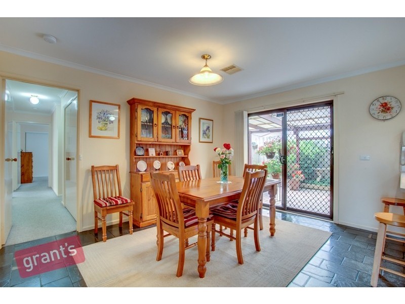 5 Topaz Place, Narre Warren VIC 3805