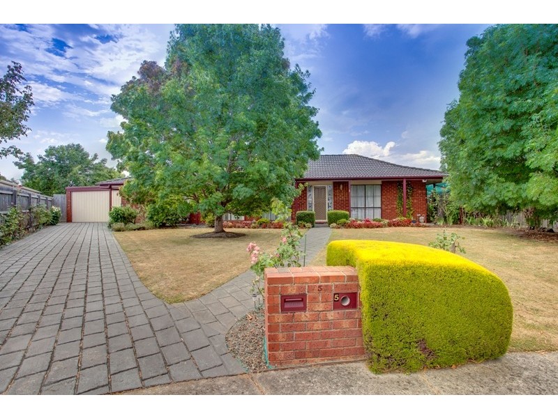 5 Topaz Place, Narre Warren VIC 3805