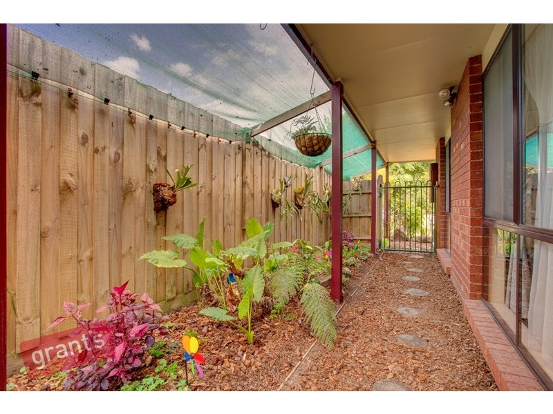 5 Topaz Place, Narre Warren VIC 3805