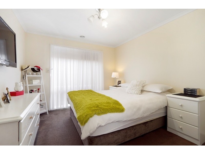 40 Bunbury Avenue, Narre Warren VIC 3805