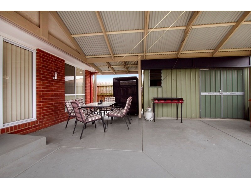 40 Bunbury Avenue, Narre Warren VIC 3805