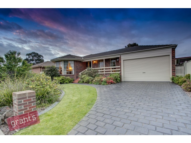 36 Bosco Close, Narre Warren VIC 3805