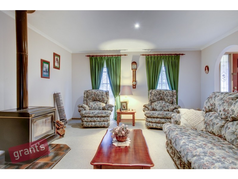 36 Bosco Close, Narre Warren VIC 3805