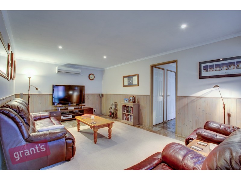 36 Bosco Close, Narre Warren VIC 3805