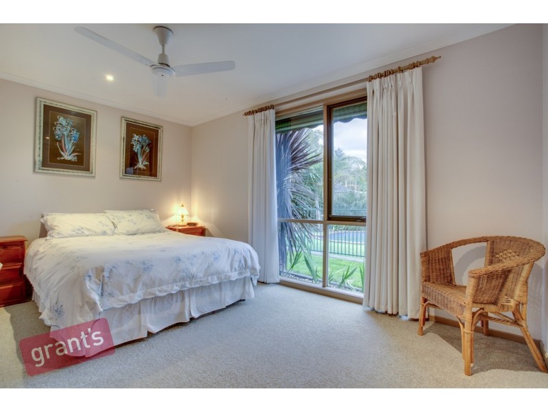 36 Bosco Close, Narre Warren VIC 3805