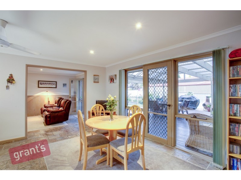 36 Bosco Close, Narre Warren VIC 3805