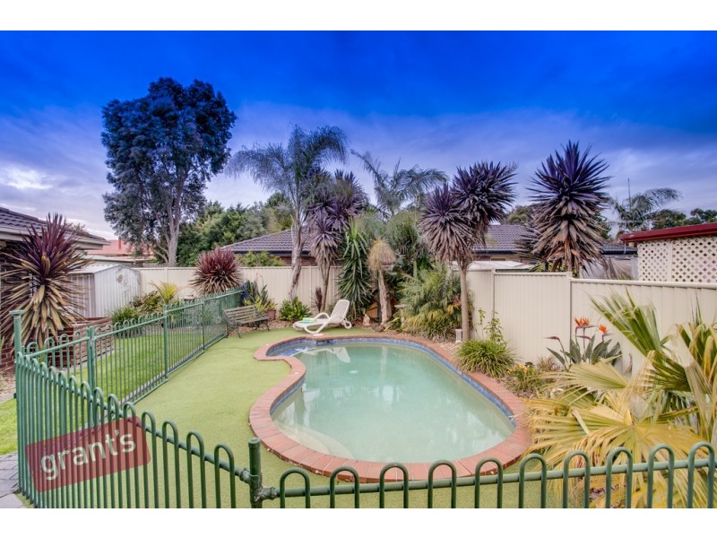 36 Bosco Close, Narre Warren VIC 3805