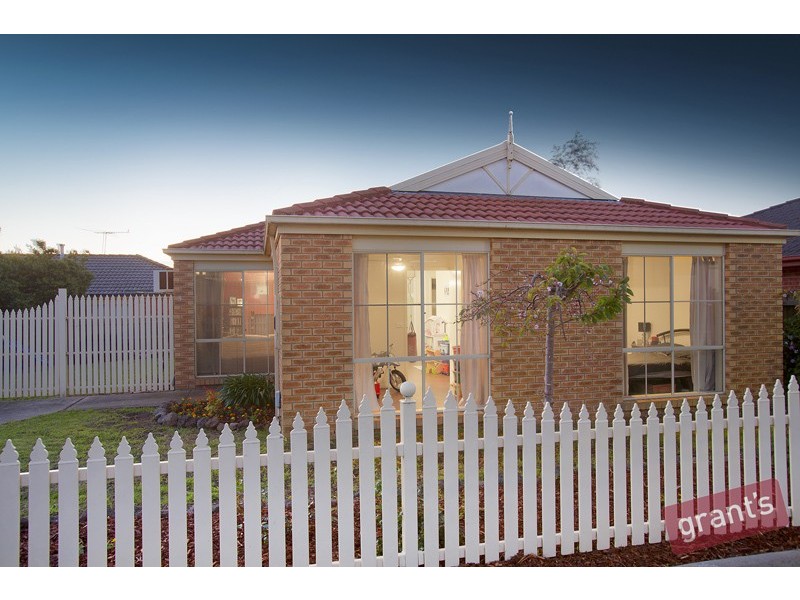 3 Jasa Crescent, Cranbourne West VIC 3977