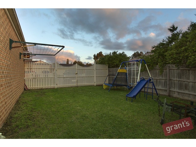 3 Jasa Crescent, Cranbourne West VIC 3977