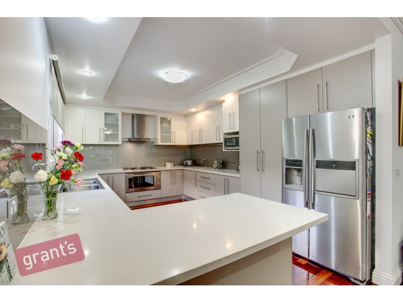 11 Oxford Court, Narre Warren South VIC 3805