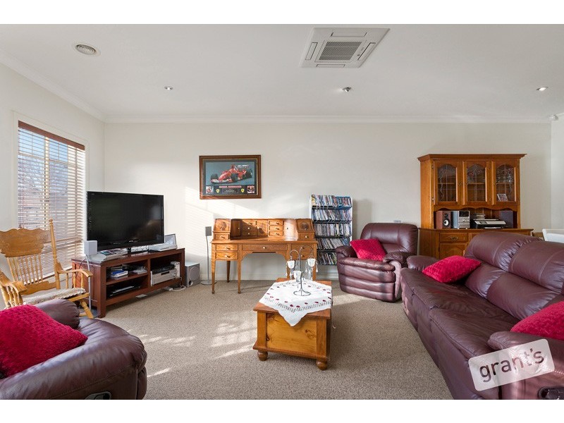 37 Littlecroft Avenue, Narre Warren South VIC 3805