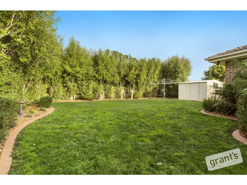 37 Littlecroft Avenue, Narre Warren South VIC 3805