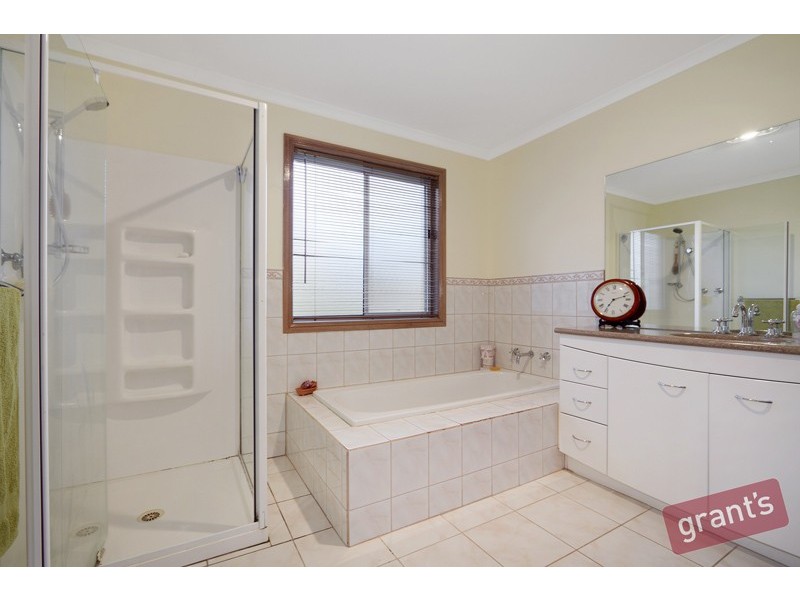 13-14 Rockman Court, Narre Warren North VIC 3804