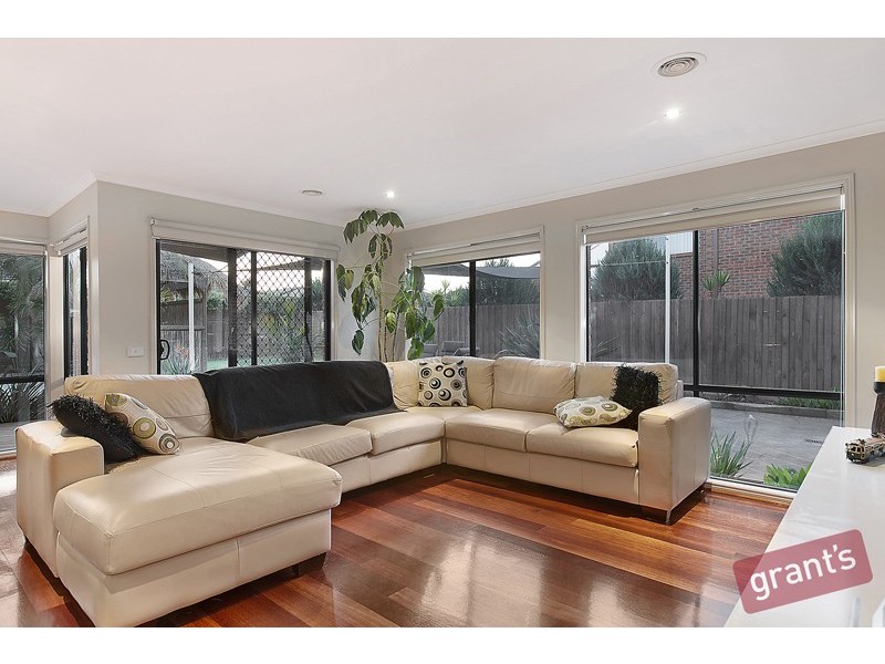 28 The Quays, Narre Warren South VIC 3805