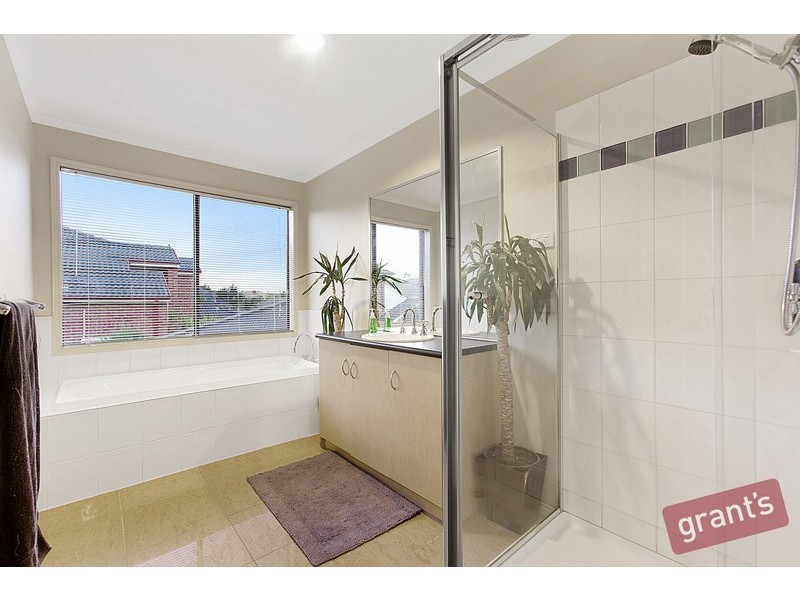 28 The Quays, Narre Warren South VIC 3805