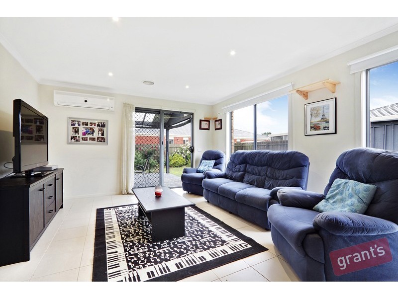 26 Ernest Crescent, Narre Warren South VIC 3805