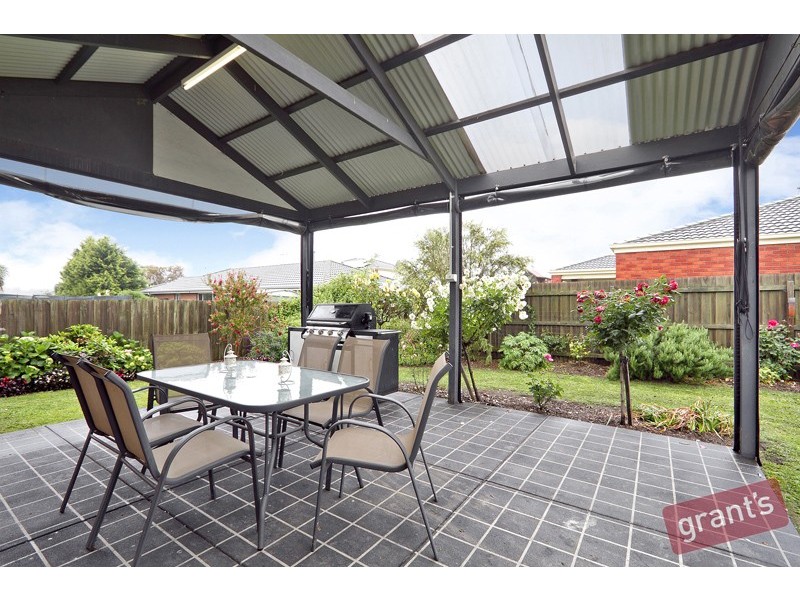 26 Ernest Crescent, Narre Warren South VIC 3805