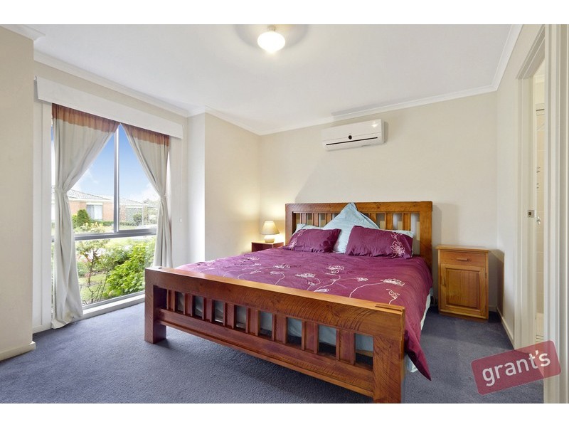 26 Ernest Crescent, Narre Warren South VIC 3805