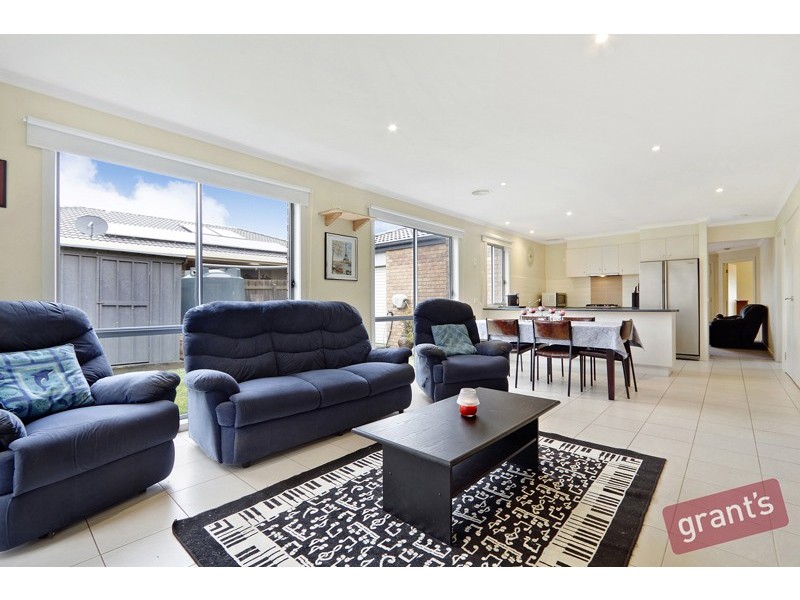 26 Ernest Crescent, Narre Warren South VIC 3805