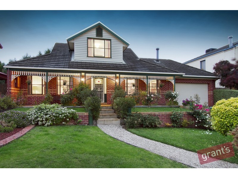 13 Eastern Park Square, Narre Warren South VIC 3805