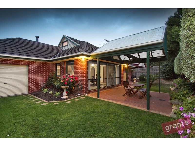 13 Eastern Park Square, Narre Warren South VIC 3805