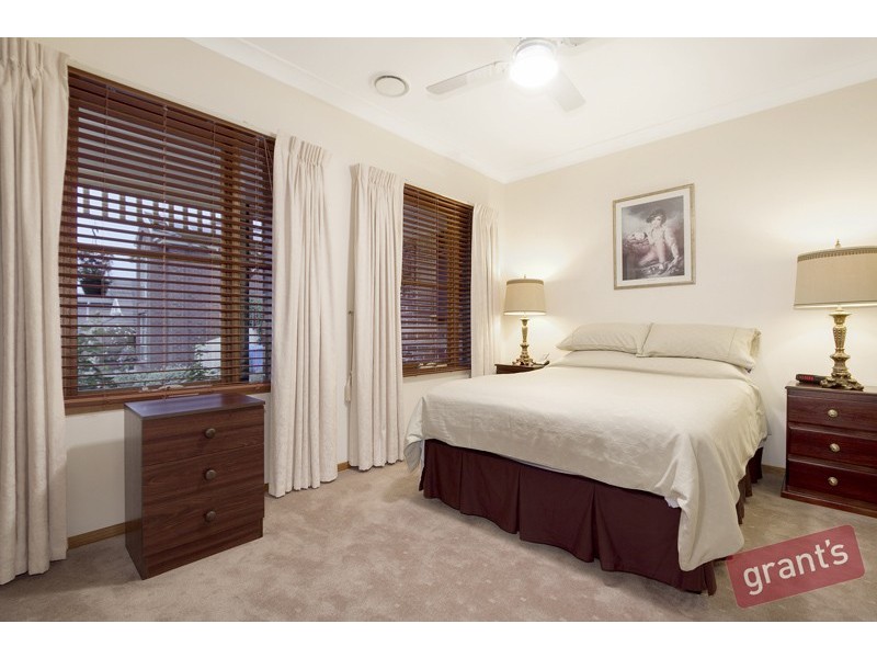 13 Eastern Park Square, Narre Warren South VIC 3805