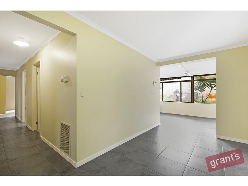 15 Barnsbury Close, Hampton Park VIC 3976