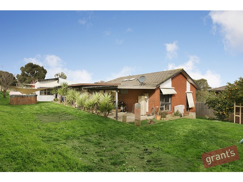 15 Barnsbury Close, Hampton Park VIC 3976
