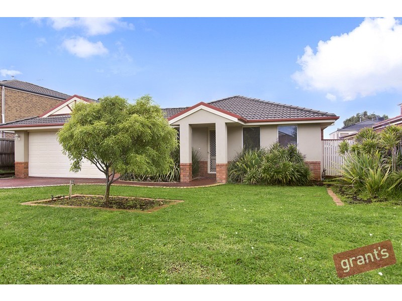 14 Toulouse Terrace, Narre Warren South VIC 3805