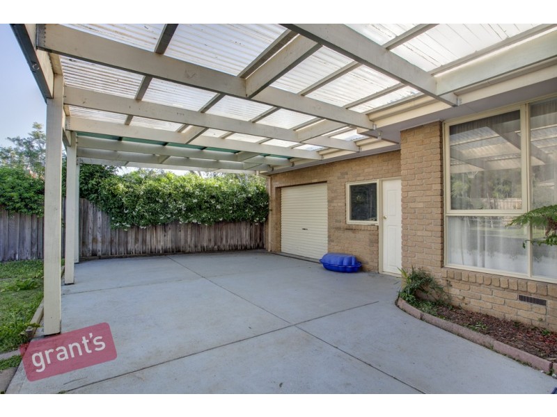 35 Ireland Avenue, Narre Warren VIC 3805