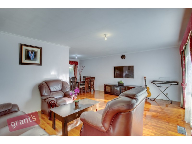 35 Ireland Avenue, Narre Warren VIC 3805