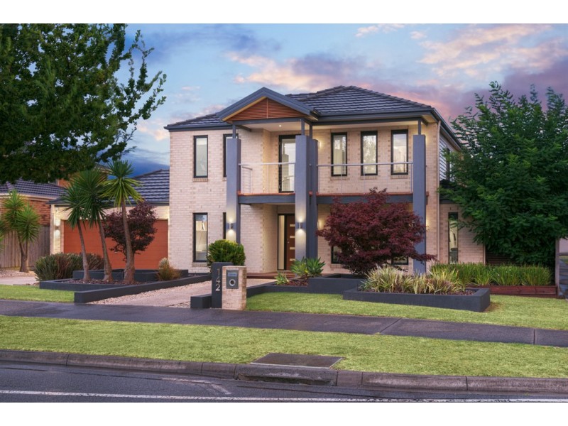 142 Berwick Springs Promenade, Narre Warren South VIC 3805