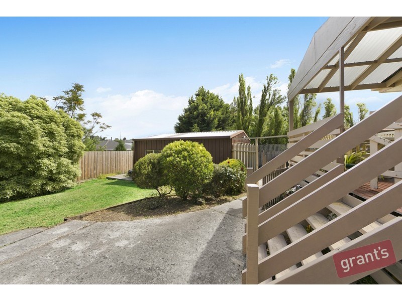 10 Fairleigh Court, Narre Warren VIC 3805