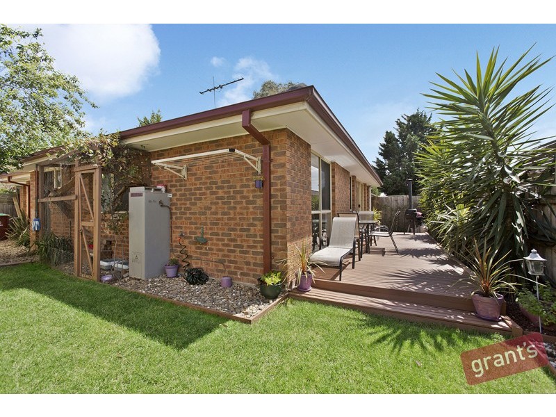 2/118 Fleetwood Drive, Narre Warren VIC 3805