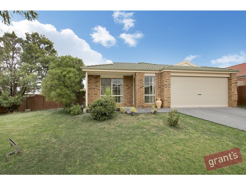 23 Ben Drive, Pakenham VIC 3810
