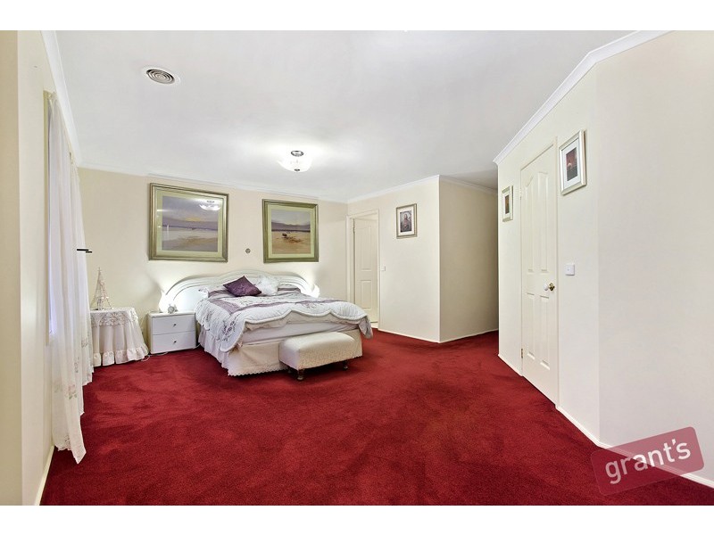 7 McIlwraith Court, Berwick VIC 3806