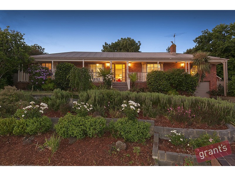 5 Azalea Court, Narre Warren VIC 3805