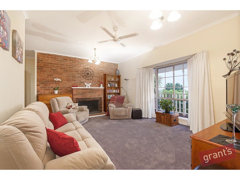 5 Azalea Court, Narre Warren VIC 3805