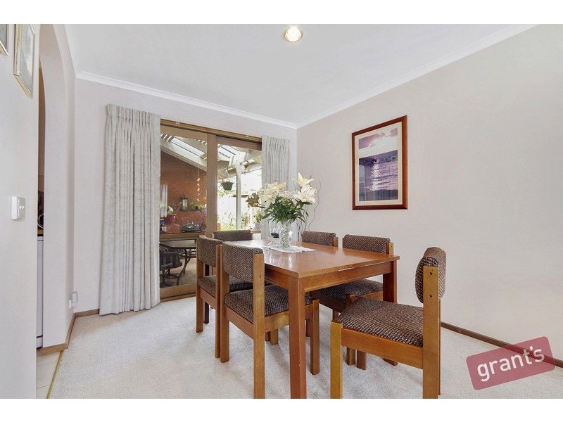 8 Margarita Close, Berwick VIC 3806