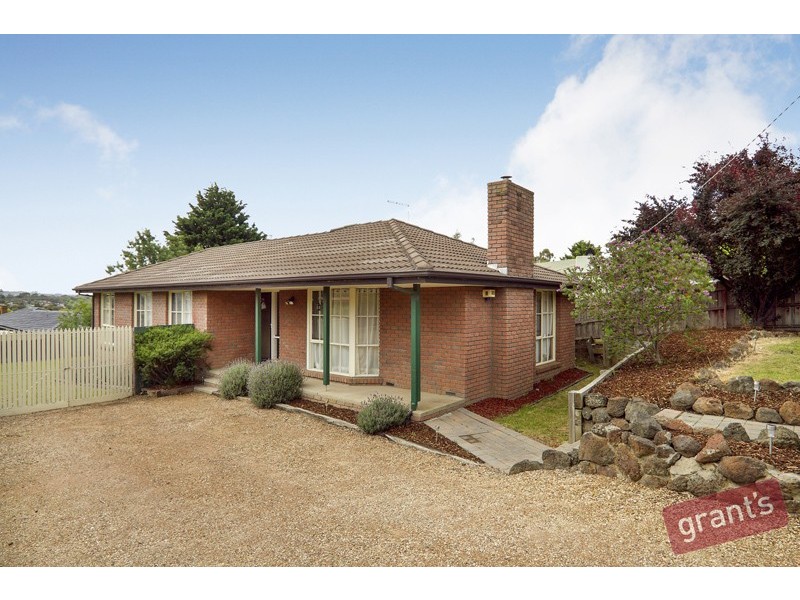 2 Fitzgerald Road, Hallam VIC 3803