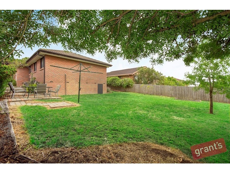 2 Fitzgerald Road, Hallam VIC 3803