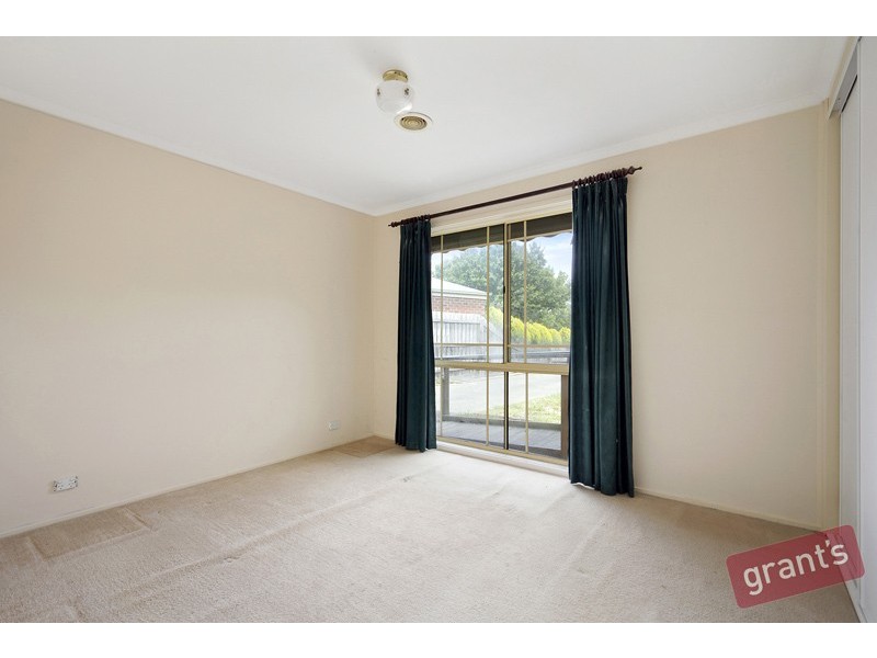 39 Warrenwood Place, Narre Warren VIC 3805