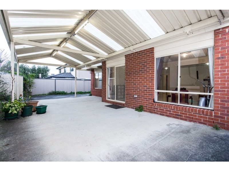 6 Mornmoot Court, Hallam VIC 3803