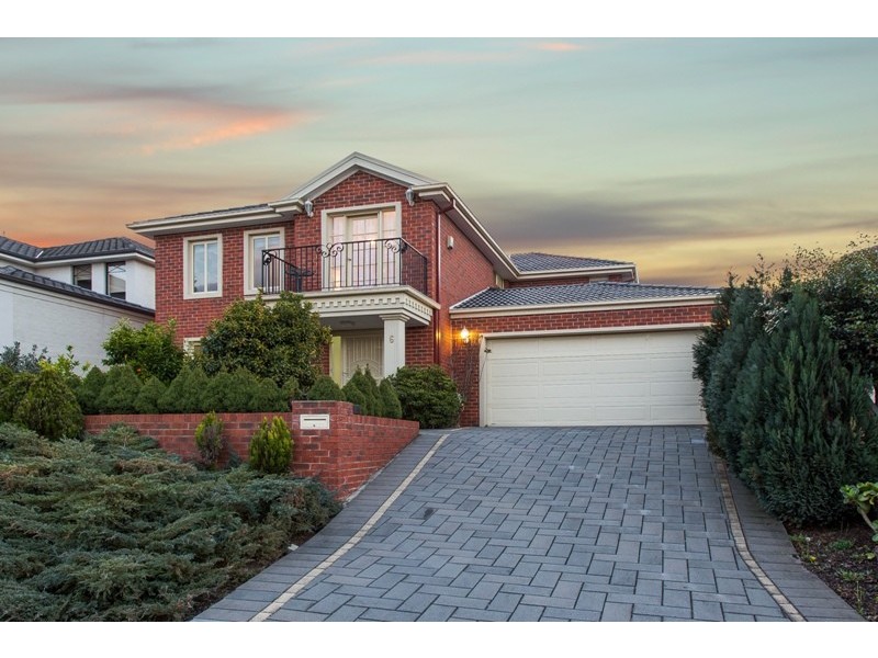 6 Mornmoot Court, Hallam VIC 3803