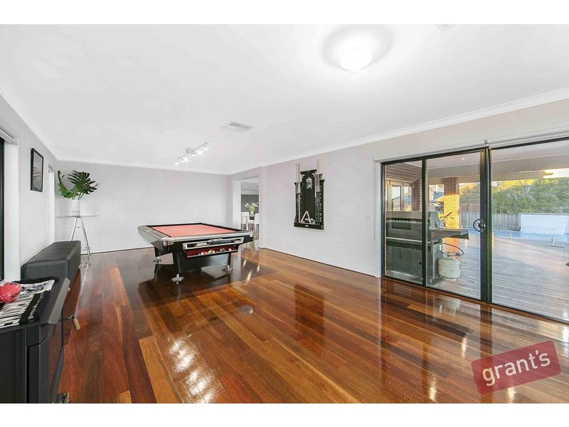 9 Highgrange Way, Narre Warren North VIC 3804