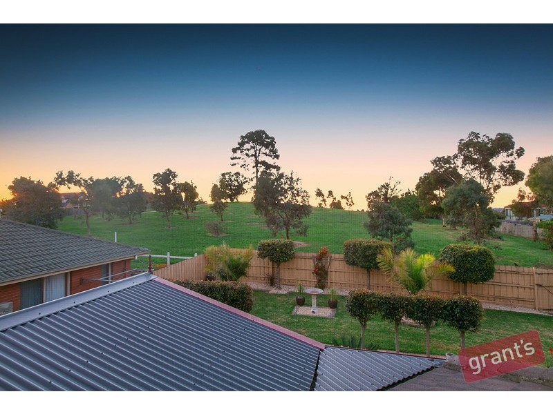 17 Portsea Place, Narre Warren VIC 3805